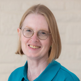 Tracey Dunn portrait